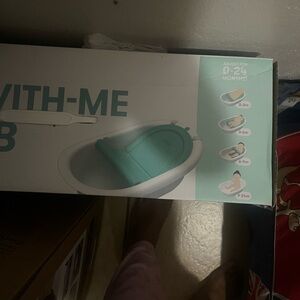 Está nuevo en su caja